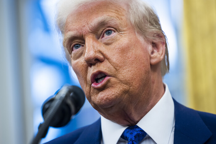 도널드 트럼프 미국 대통령이 12일(현지시각) 백악관  집무실에서 연설하고 있다.(사진=UPI, 연합뉴스)