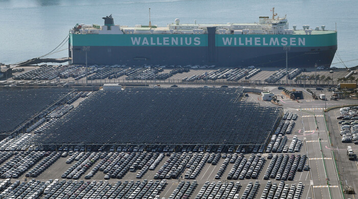 현대자동차 울산공장 수출선적부두와 야적장에  지난 11일 완성차들이 대기하고 있다. (사진=연합뉴스)