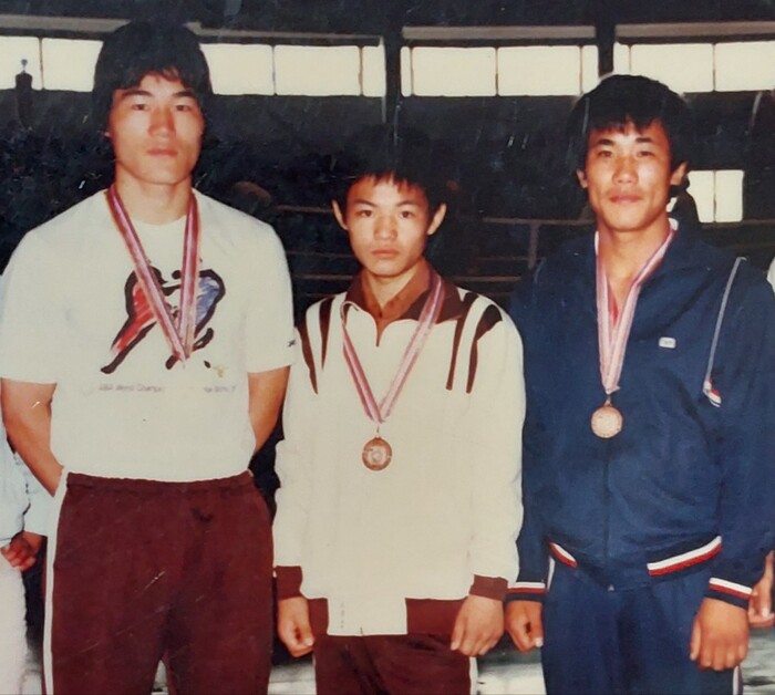 신준섭 챔프(좌측) 필자 강영한 회장