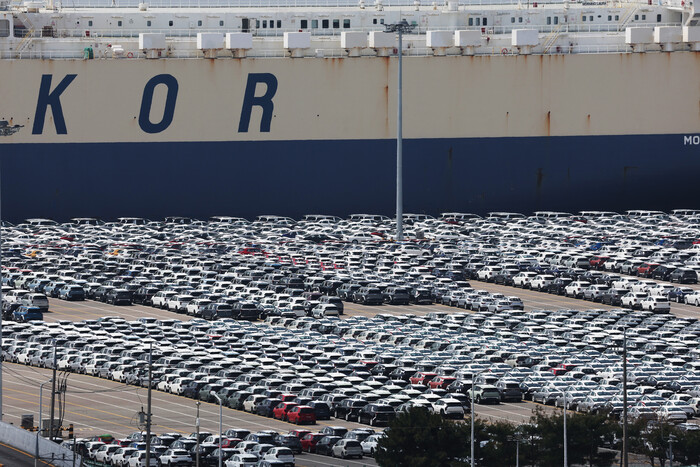 수출용 자동차가 지난 21일 경기도 평택항에 세워져 있다. (사진=연합뉴스)