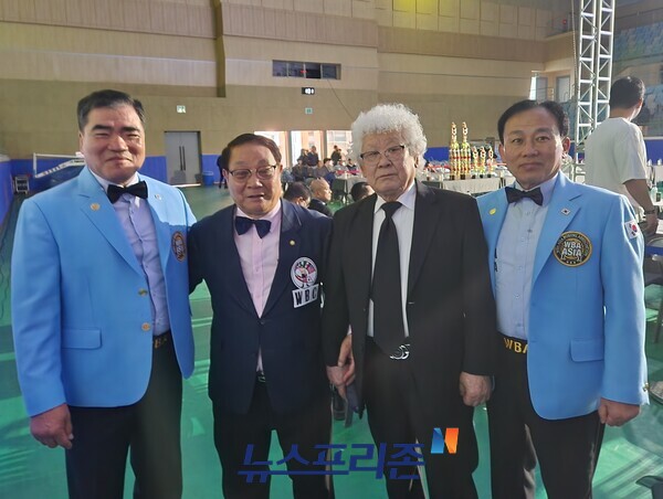 김병모 김재봉 김석권 장관호 국제심판(좌측부터)