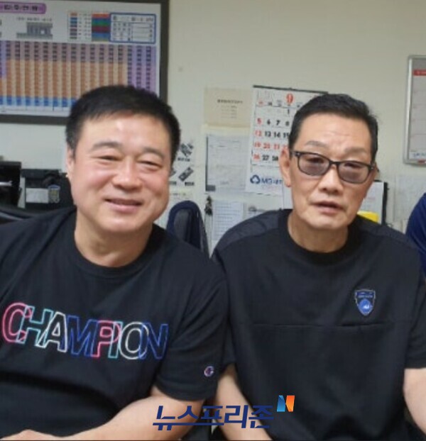 유종훈 관장 김상현 전(前)세계챔피안 (우측)