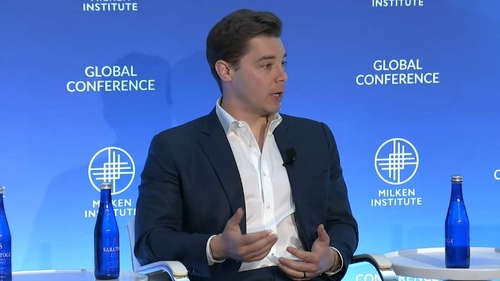 오픈AI의 최고운영책임자(COO) 브래드 라이트캡. (사진=유튜브 갈무리)