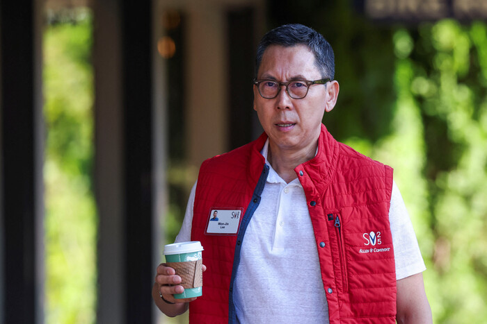 선밸리 콘퍼런스 참석한 이원진 삼성전자 글로벌마케팅실장이 로이터 카메라에 포착됐다. (사진=로이터 연합뉴스)