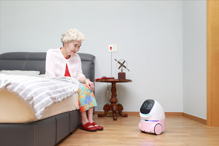 홈 AI 컴패니언 로봇 시연 사진. (사진=삼성물산)