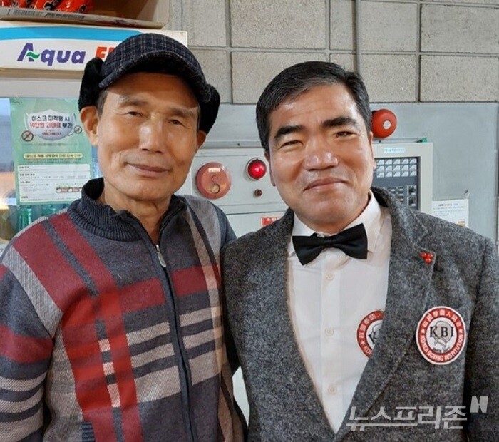 신두홍 회장(좌측)과 김병무 국제심핀(우측)