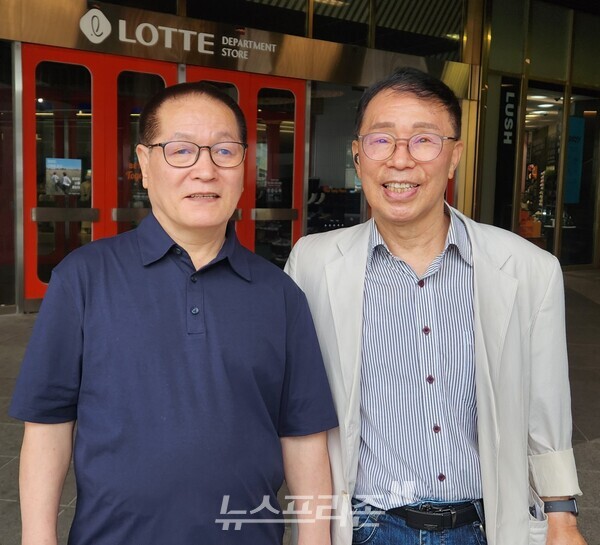 김성남 챔프(왼쪽)와 조영환 팀장.