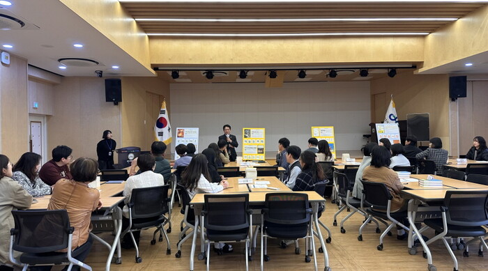 소규모 독서모임(사진제공=도교육청)