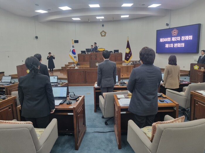 하남시의회(의장 금광연)는 20일 제344 회 제2차 정례회 본회의를 개회하고, 오는 12월18일까지 29일간 행정사무감사와 22026년도 예산안 심사에 들어갔다.(사진=뉴스프리존)