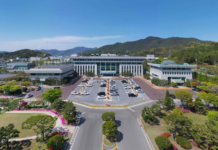 밀양시청 전경.(뉴스프리존DB) 