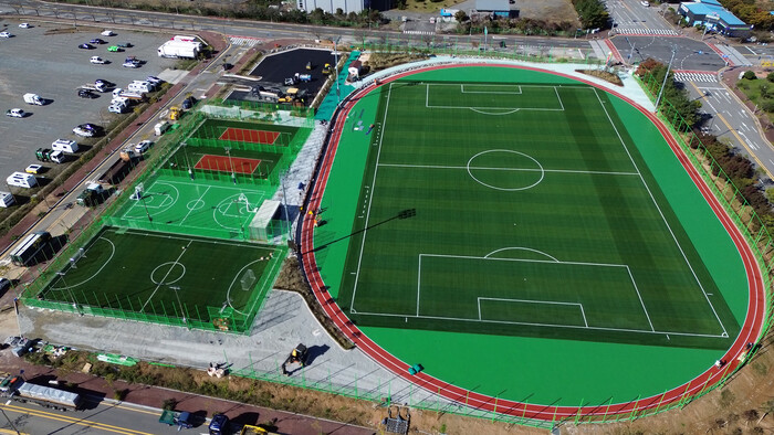 산테크노밸리 야외체육시설 전경.(사진=서산시청)