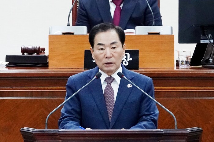 성낙인 창녕군수가 제325회 창녕군의회 제2차 정례회에서 내년도 군정방향을 제시하는 시정연설을 하고 있는 모습.(사진=창녕군) 