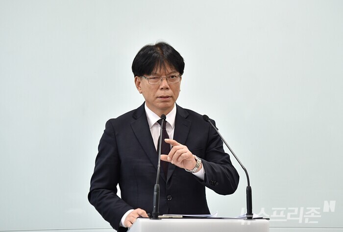 정본환 당진시 농업환경국장은 25일 시청 브리핑실에서 기자회견을 열었다.(사진=서한솔기자)