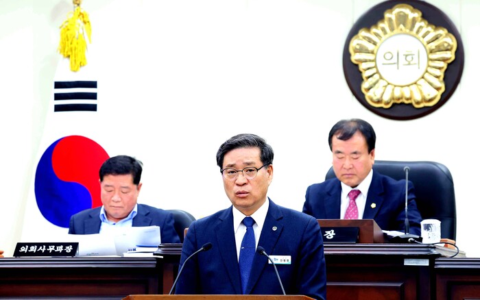 진병영 함양군수 시정연설.(사진=산청군)