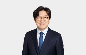 권혁우, 수원시장 예비후보 등록…