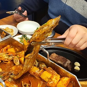 제주도 <b>애월</b> 맛집 '광해'. <b>통갈치</b>조림과 갈치<b>구이</b>로 현지인에게도 잘 알...