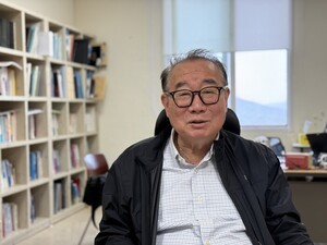 [인터뷰] '달려라 하니·영심이' 김재호 동원대 특임교수 - 뉴스 썸네일 이미지