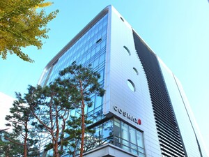[증시틱] "K뷰티 좋지만, ODM 기대 과도"···코스맥스, 고점서 30%↓ - 뉴스 썸네일 이미지