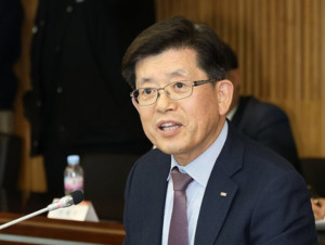 [금융CEO 열전]부산은행맨이 BNK금융 수장에···빈대인 승부수는 - 뉴스 썸네일 이미지